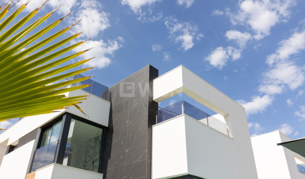 Odsprzedaż - Villa - Torrevieja - Torreta Florida