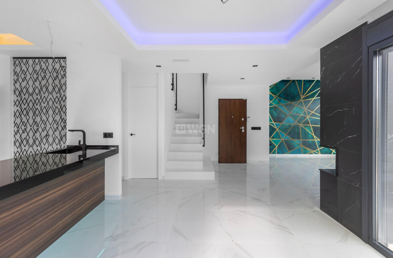 Odsprzedaż - Villa - Torrevieja - Torreta Florida