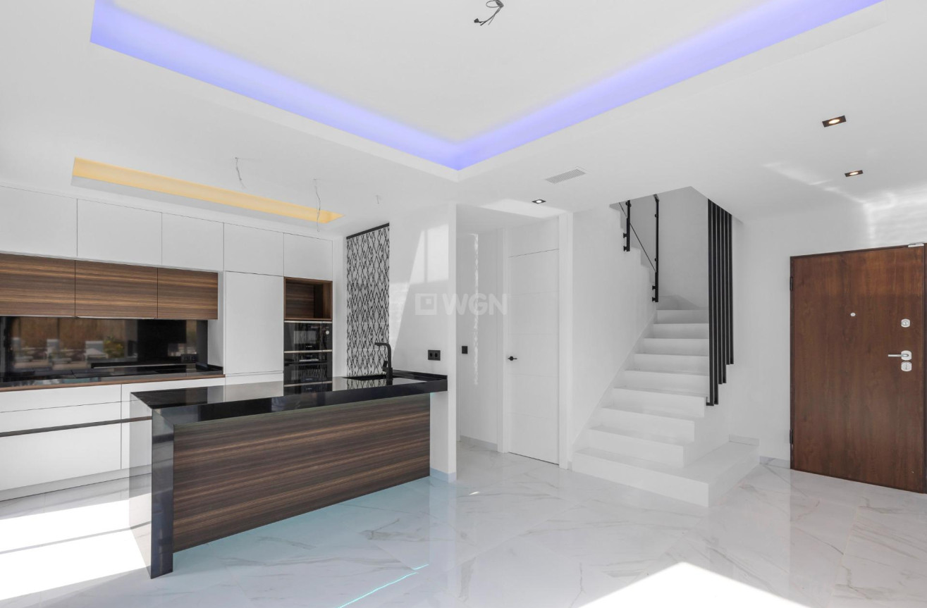 Odsprzedaż - Villa - Torrevieja - Torreta Florida