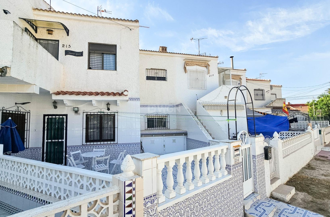 Odsprzedaż - Bungalow - Torrevieja - Torretas