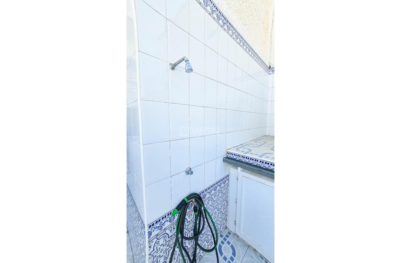 Odsprzedaż - Bungalow - Torrevieja - Torretas
