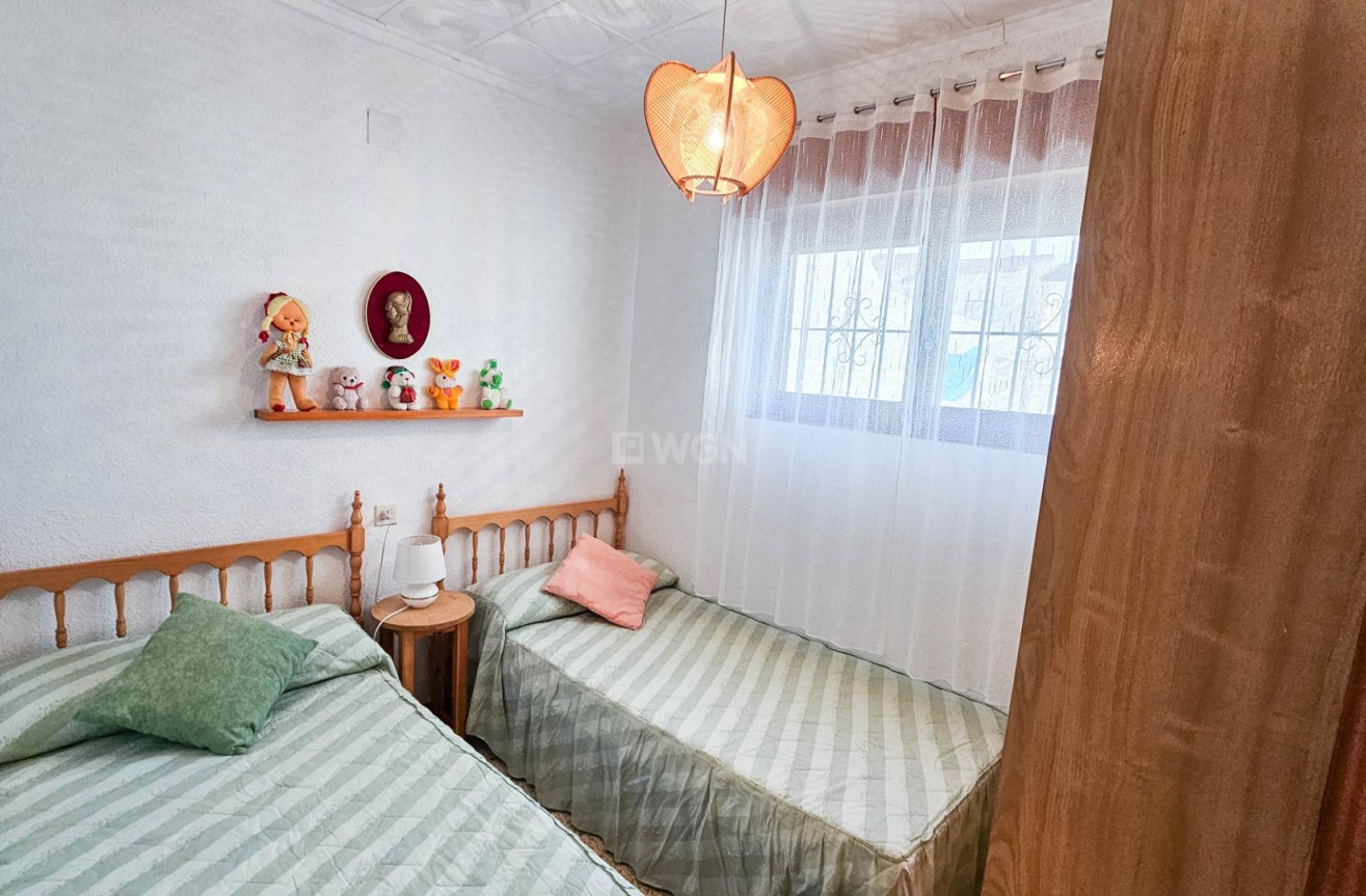 Odsprzedaż - Bungalow - Torrevieja - Torretas