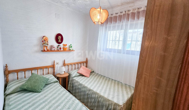 Odsprzedaż - Bungalow - Torrevieja - Torretas