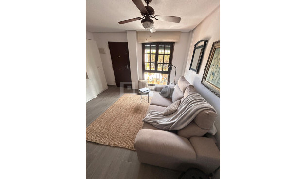 Resale - Bungalow - Torrevieja - Torre La Mata