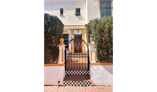 Resale - Bungalow - Torrevieja - Torre La Mata