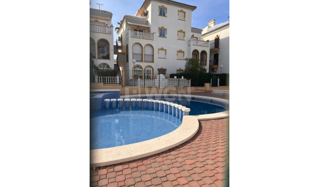 Resale - Bungalow - Torrevieja - Torre La Mata