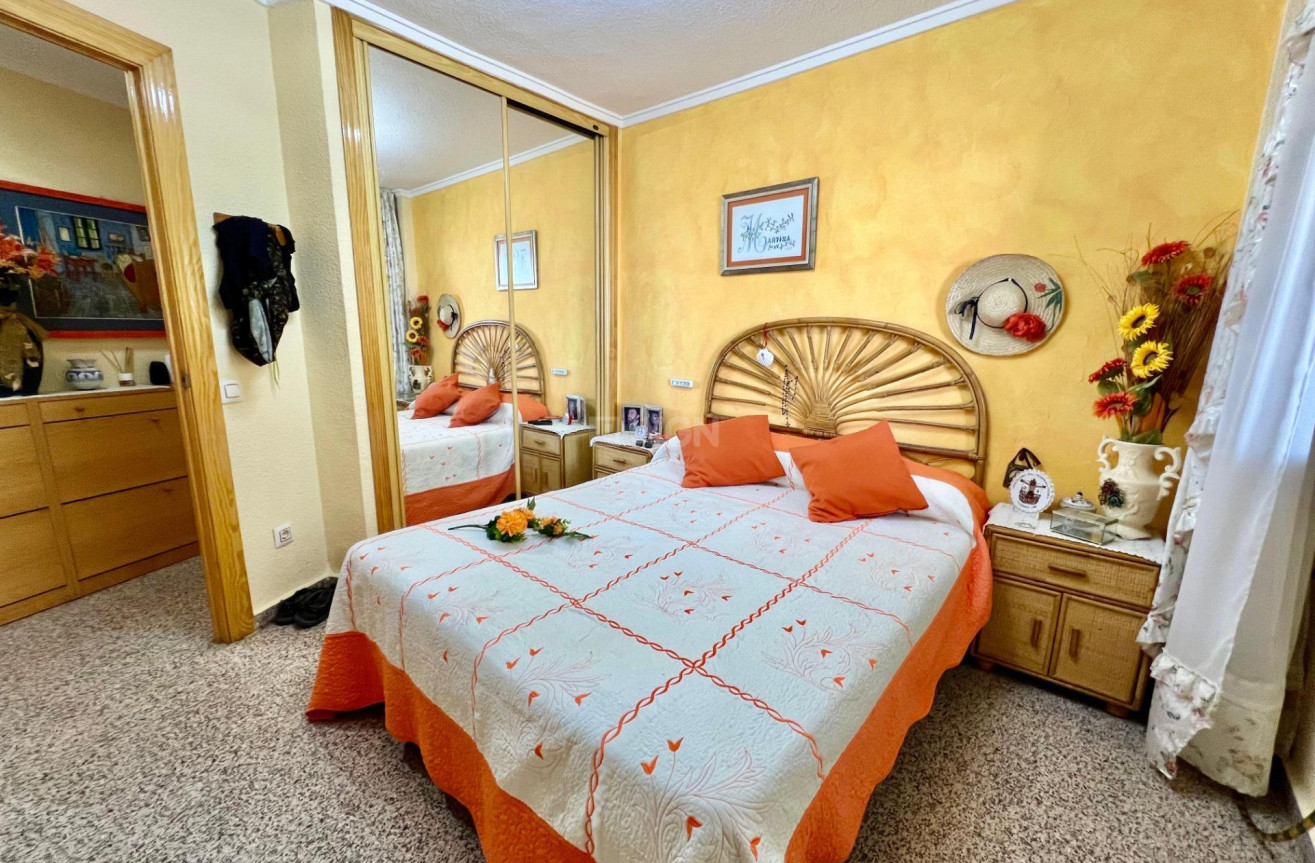 Wiederverkauf - Wohnung - Torrevieja - La Mata