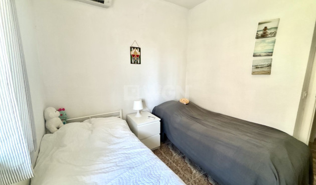Odsprzedaż - Mieszkanie w bloku - La Zenia - Costa Blanca