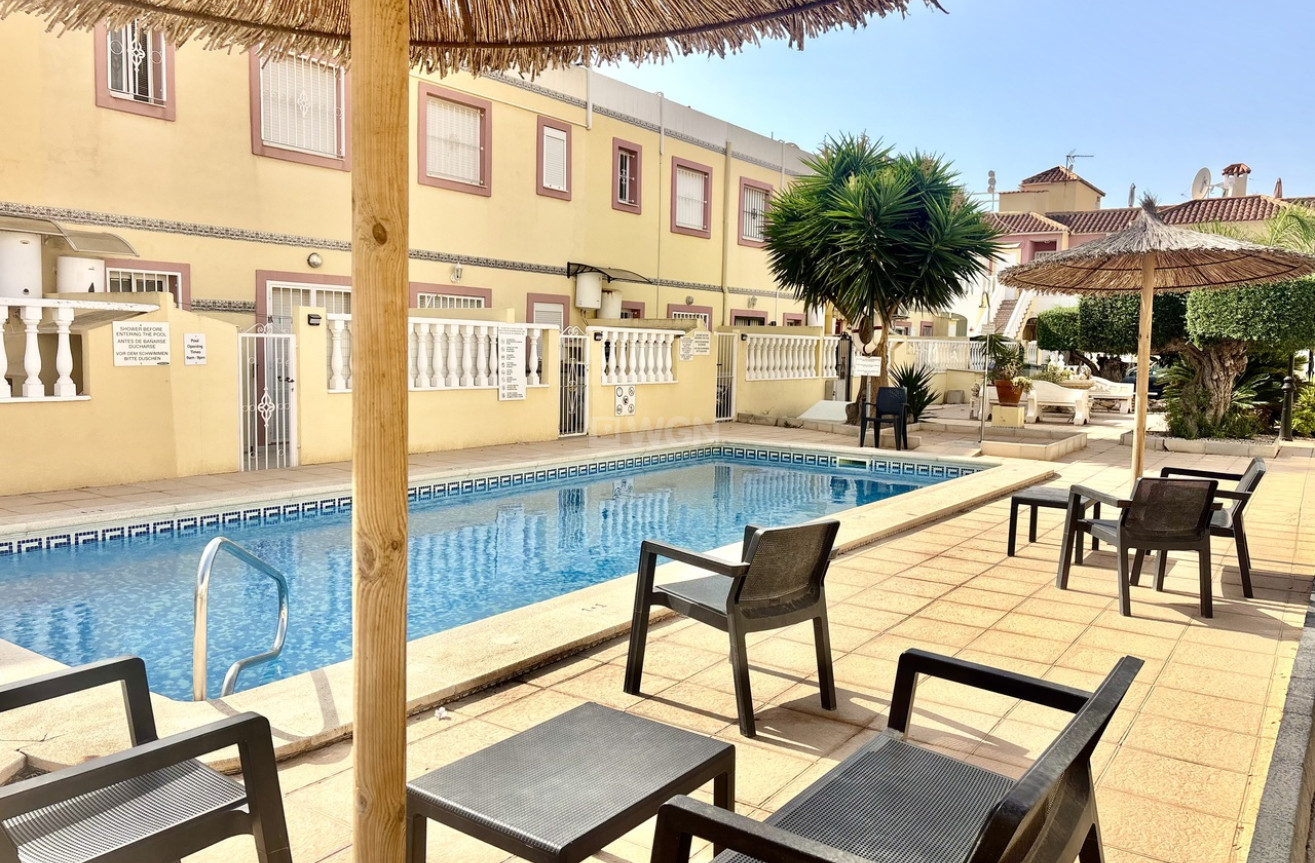 Odsprzedaż - Mieszkanie w bloku - La Zenia - Costa Blanca