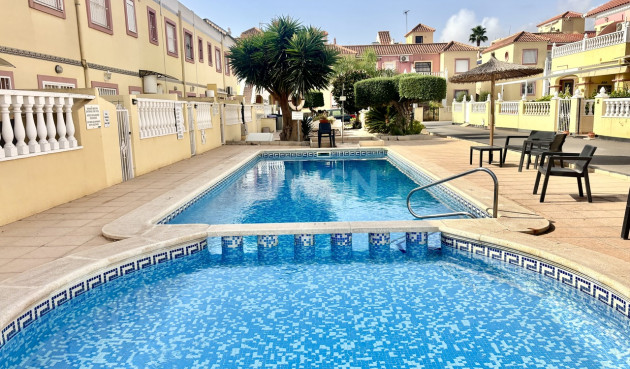 Odsprzedaż - Mieszkanie w bloku - La Zenia - Costa Blanca