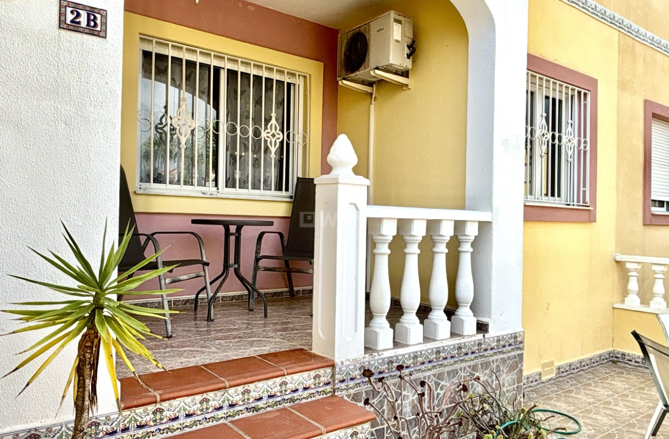 Odsprzedaż - Mieszkanie w bloku - La Zenia - Costa Blanca