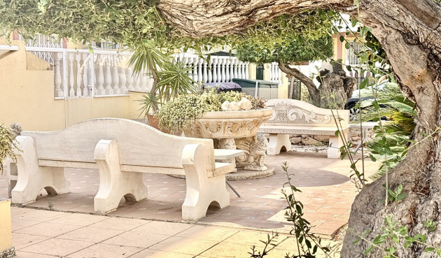 Odsprzedaż - Mieszkanie w bloku - La Zenia - Costa Blanca