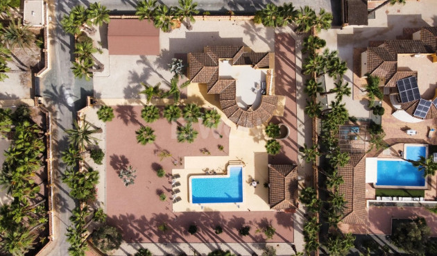 Odsprzedaż - Villa - Catral - Costa Blanca