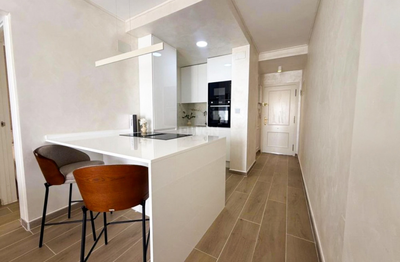 Reventa - Apartamento / piso - Torrevieja - Costa Blanca