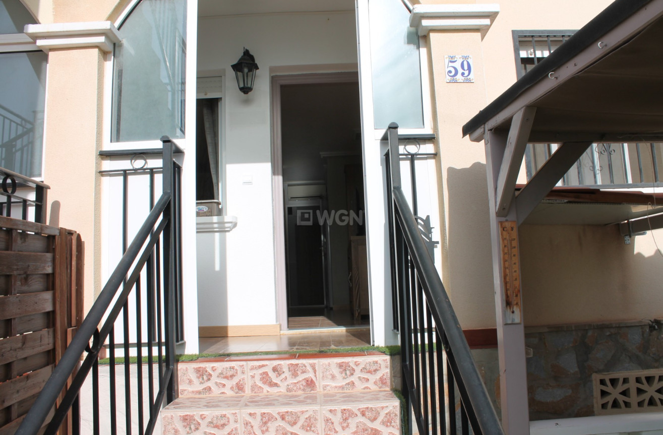 Reventa - Apartamento / piso - Playa Flamenca - Costa Blanca
