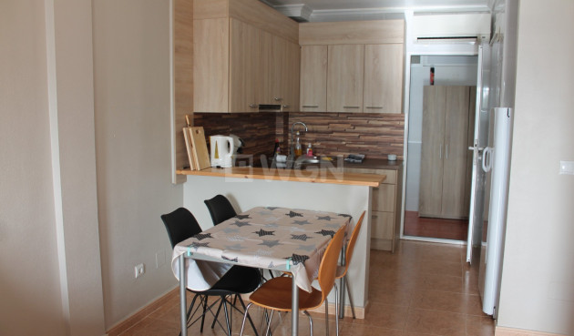 Reventa - Apartamento / piso - Playa Flamenca - Costa Blanca