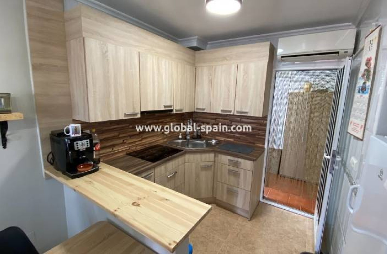 Reventa - Apartamento / piso - Playa Flamenca - Costa Blanca