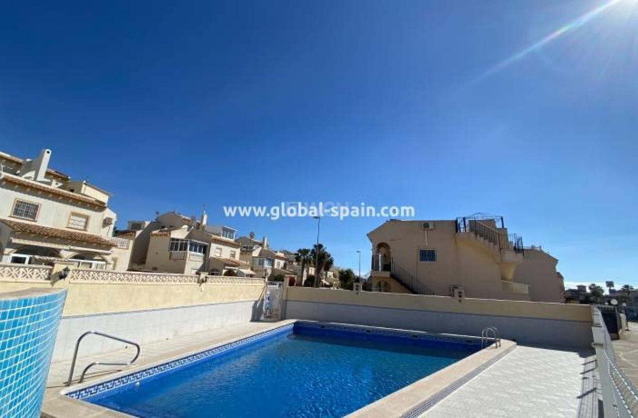 Reventa - Apartamento / piso - Playa Flamenca - Costa Blanca