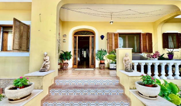 Odsprzedaż - Villa - Daya Vieja - Costa Blanca Sur