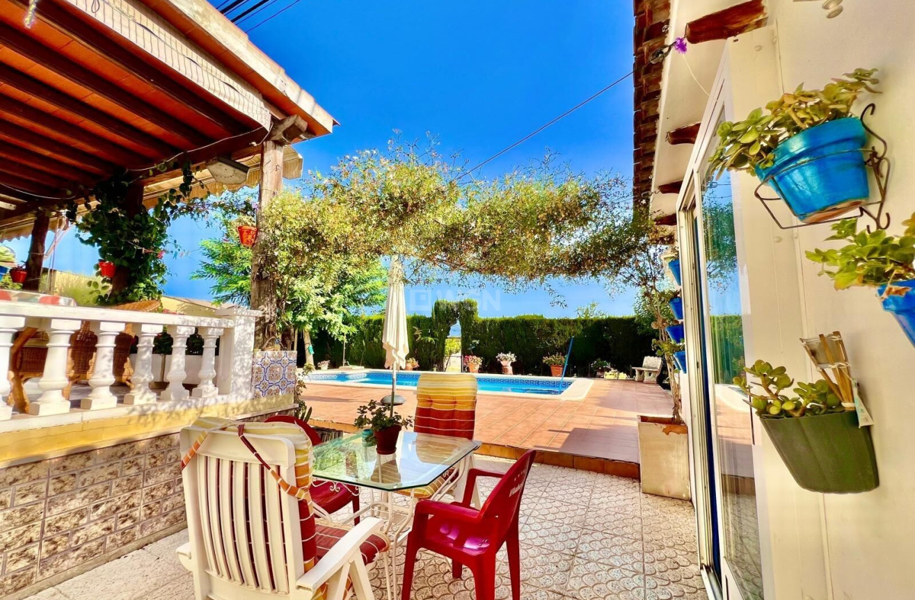 Odsprzedaż - Villa - Daya Vieja - Costa Blanca Sur