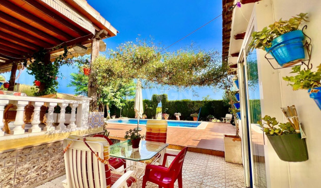 Odsprzedaż - Villa - Daya Vieja - Costa Blanca Sur