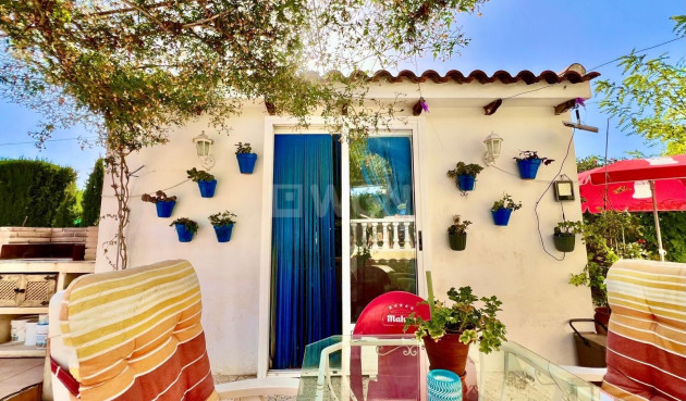 Odsprzedaż - Villa - Daya Vieja - Costa Blanca Sur