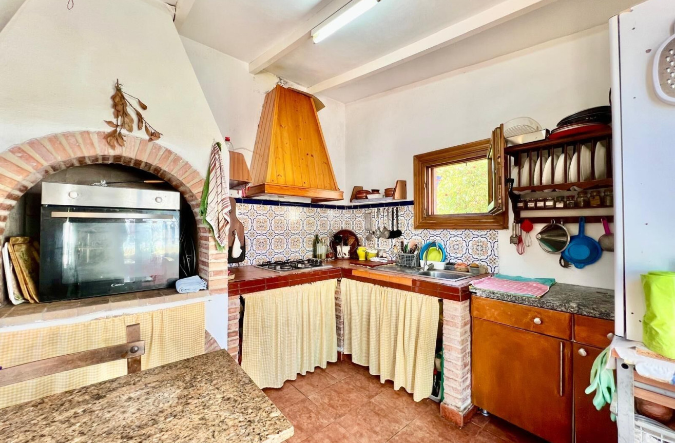 Odsprzedaż - Villa - Daya Vieja - Costa Blanca Sur