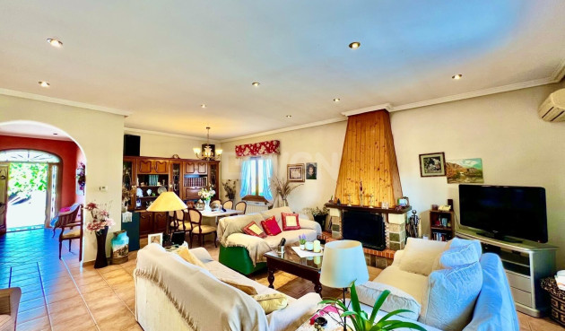Odsprzedaż - Villa - Daya Vieja - Costa Blanca Sur