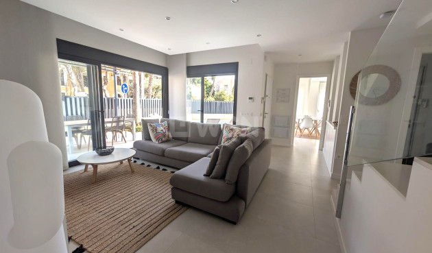 Odsprzedaż - Villa - Santiago de la ribera - Costa Calida