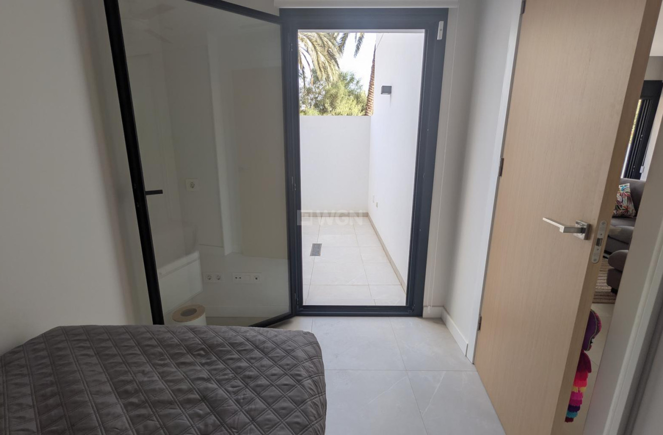 Odsprzedaż - Villa - Santiago de la ribera - Costa Calida