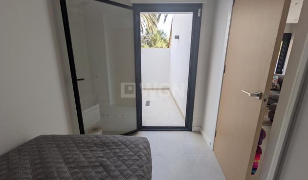 Odsprzedaż - Villa - Santiago de la ribera - Costa Calida