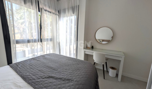 Odsprzedaż - Villa - Santiago de la ribera - Costa Calida