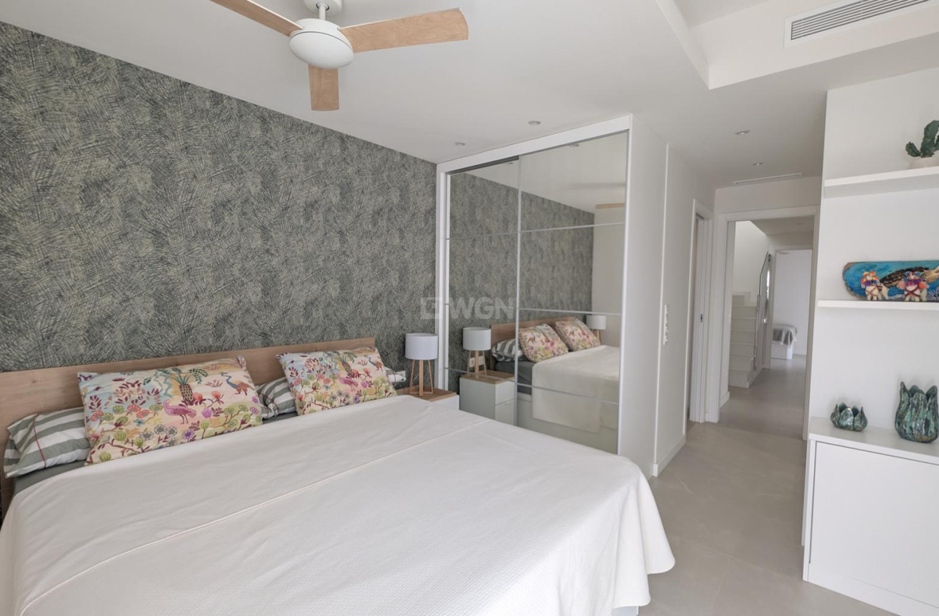 Odsprzedaż - Villa - Santiago de la ribera - Costa Calida