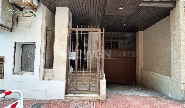 Resale - Apartment / flat - Torrevieja - Costa Blanca