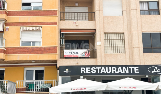 Resale - Apartment / flat - Torrevieja - Costa Blanca