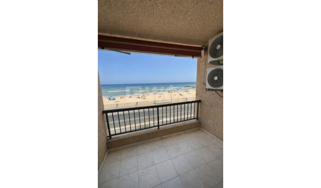 Resale - Apartment / flat - Torrevieja - Costa Blanca
