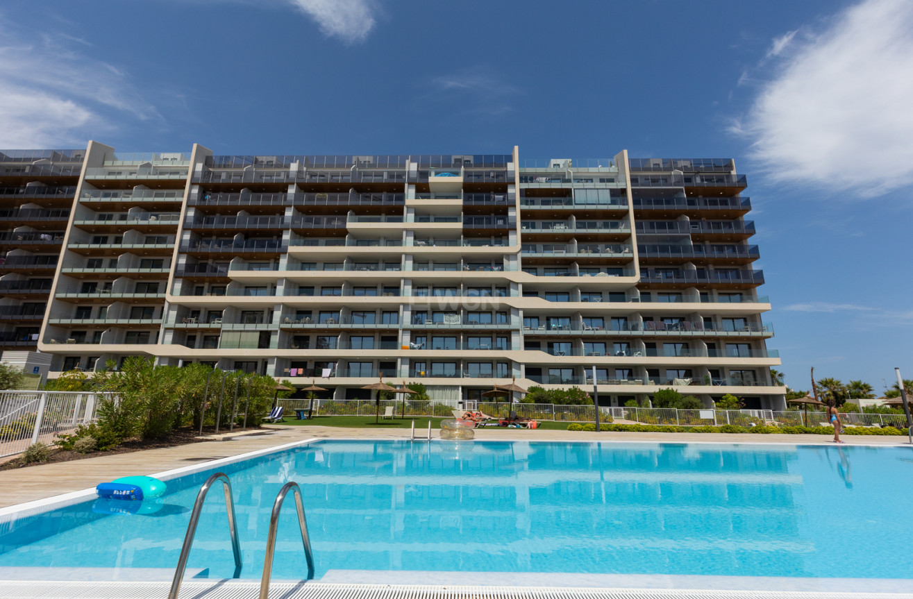 Odsprzedaż - Mieszkanie w bloku - Torrevieja - Costa Blanca