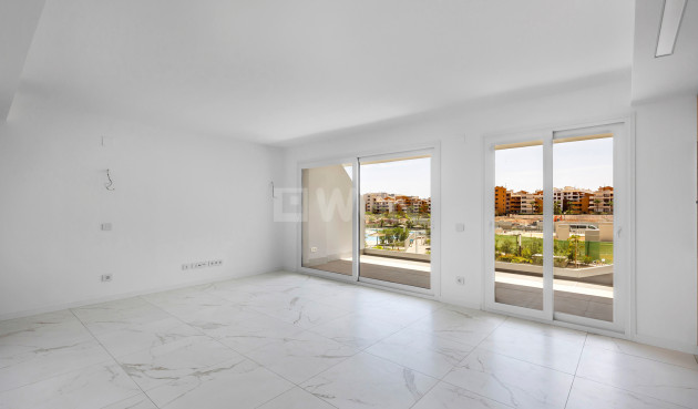Odsprzedaż - Mieszkanie w bloku - Torrevieja - Costa Blanca