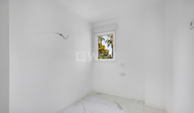 Odsprzedaż - Mieszkanie w bloku - Torrevieja - Costa Blanca