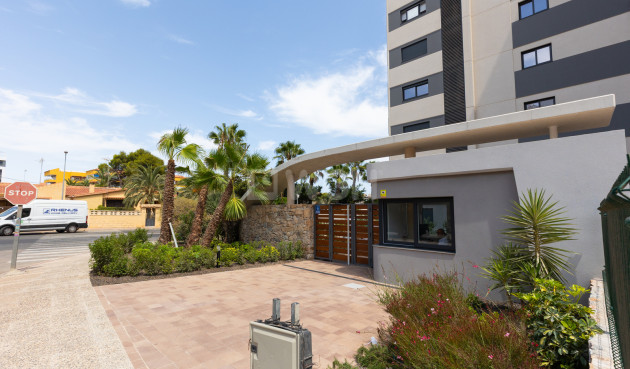 Odsprzedaż - Mieszkanie w bloku - Torrevieja - Costa Blanca