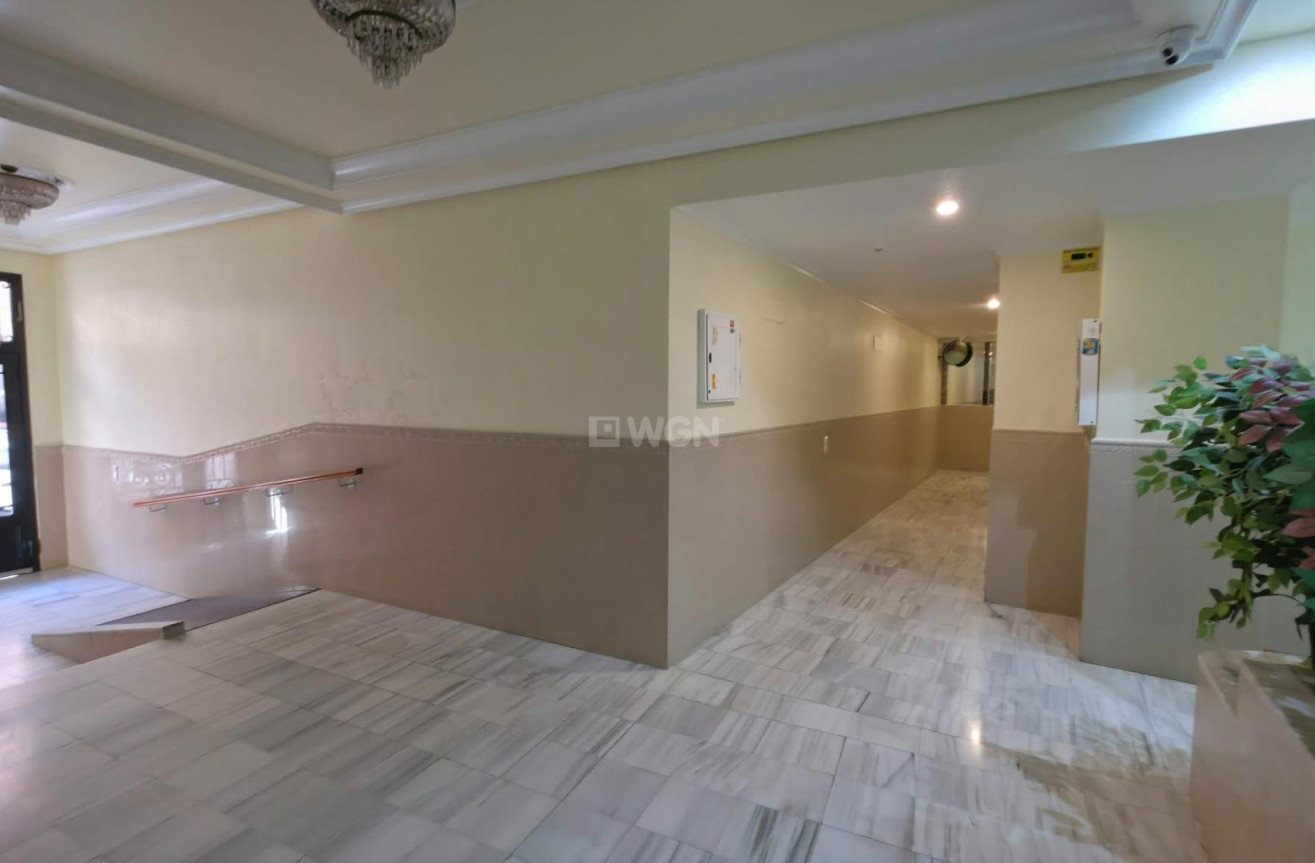 Resale - Apartment / flat - Torrevieja - Playa del Cura