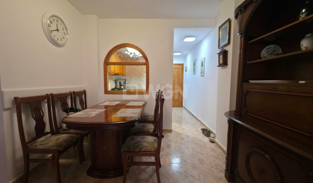 Resale - Apartment / flat - Torrevieja - Playa del Cura