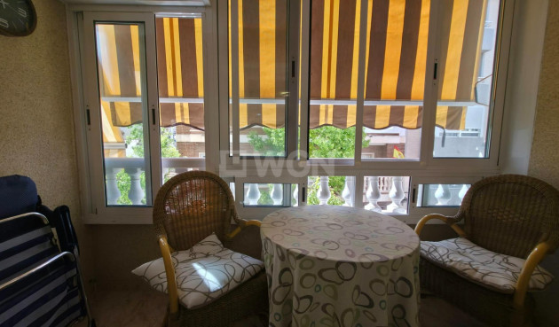 Resale - Apartment / flat - Torrevieja - Playa del Cura