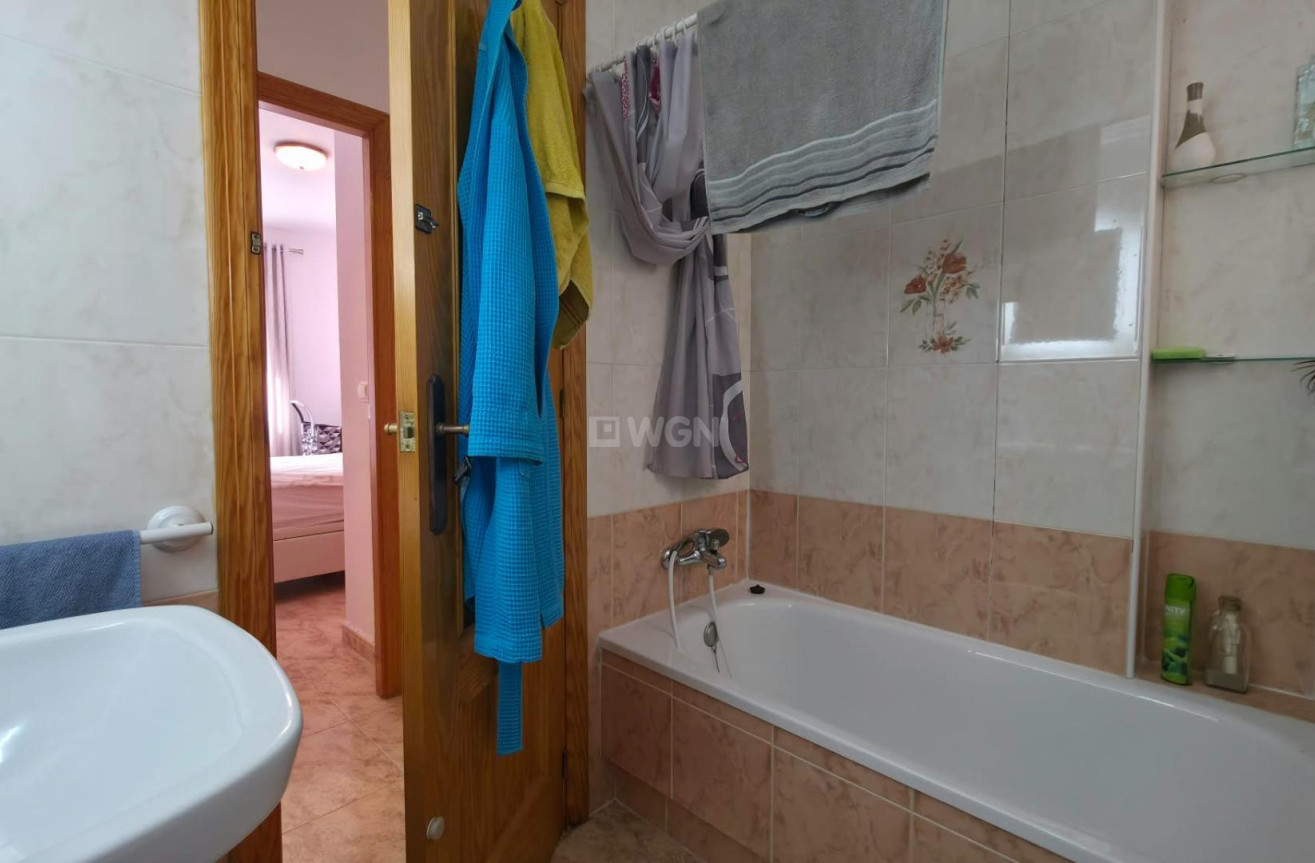 Resale - Apartment / flat - Torrevieja - Playa del Cura