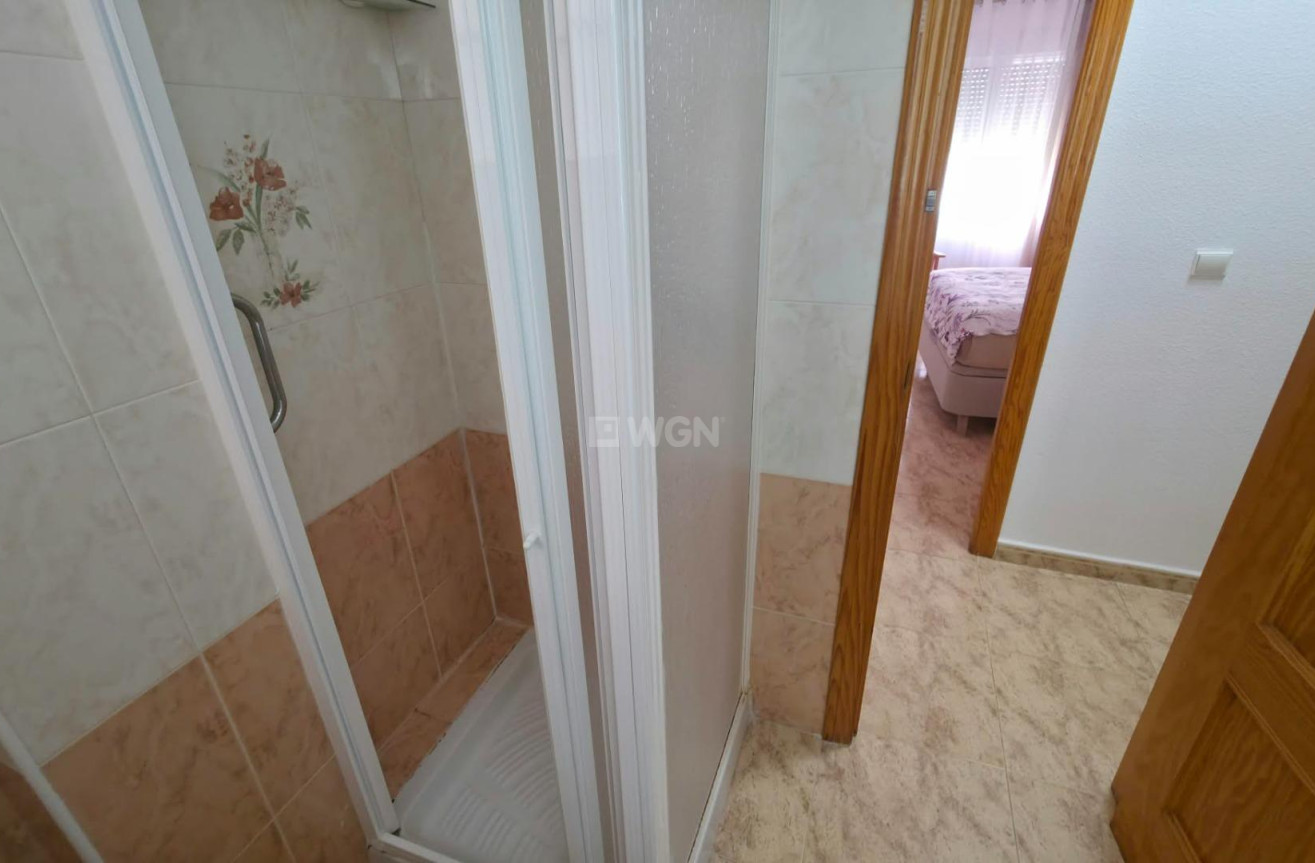 Resale - Apartment / flat - Torrevieja - Playa del Cura