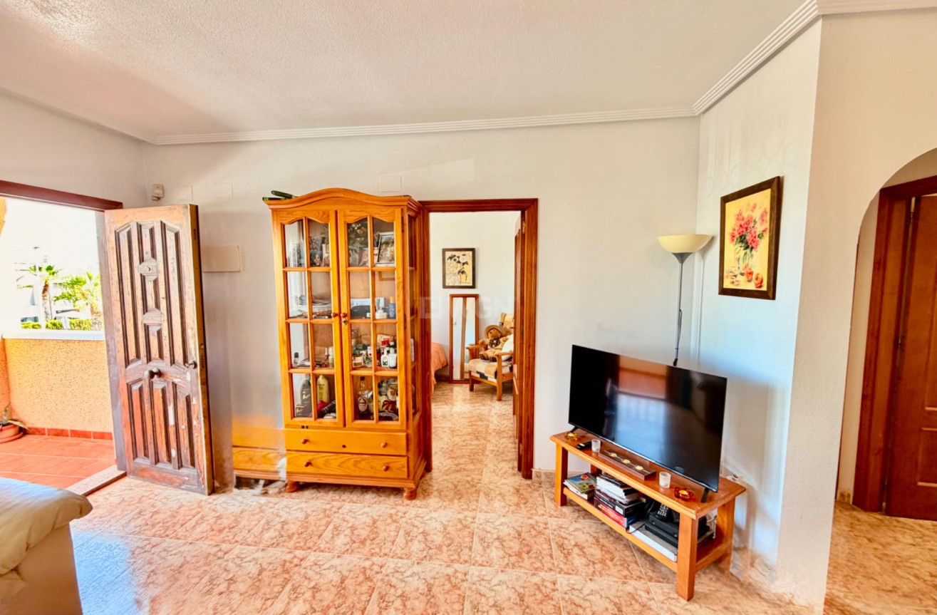 Odsprzedaż - Daszek - Orihuela Costa - La Ciñuelica - Villa Rosa