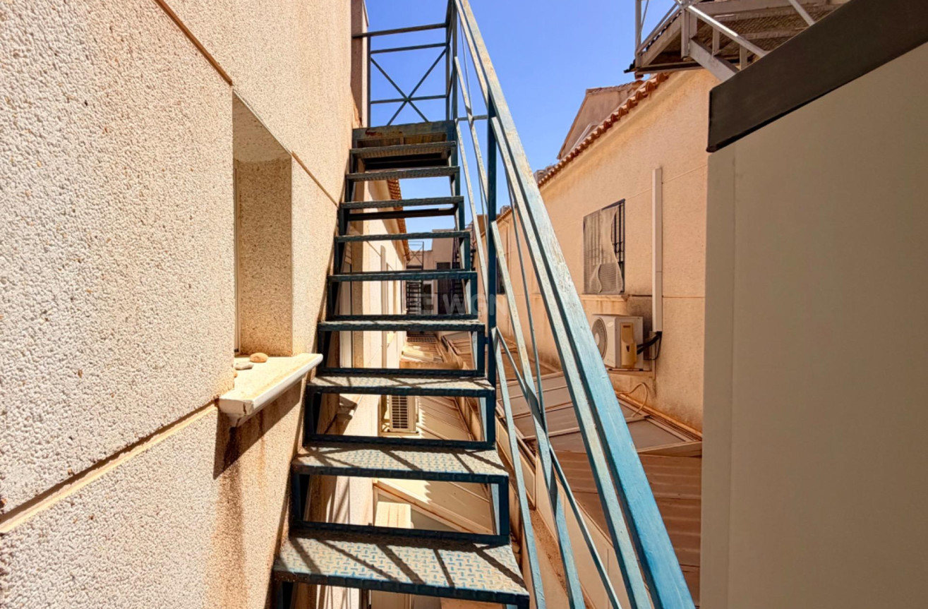 Odsprzedaż - Daszek - Orihuela Costa - La Ciñuelica - Villa Rosa