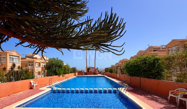 Odsprzedaż - Daszek - Orihuela Costa - La Ciñuelica - Villa Rosa