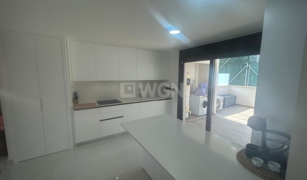 Reventa - Apartamento / piso - Los Balcones - AMAY Urbanisation