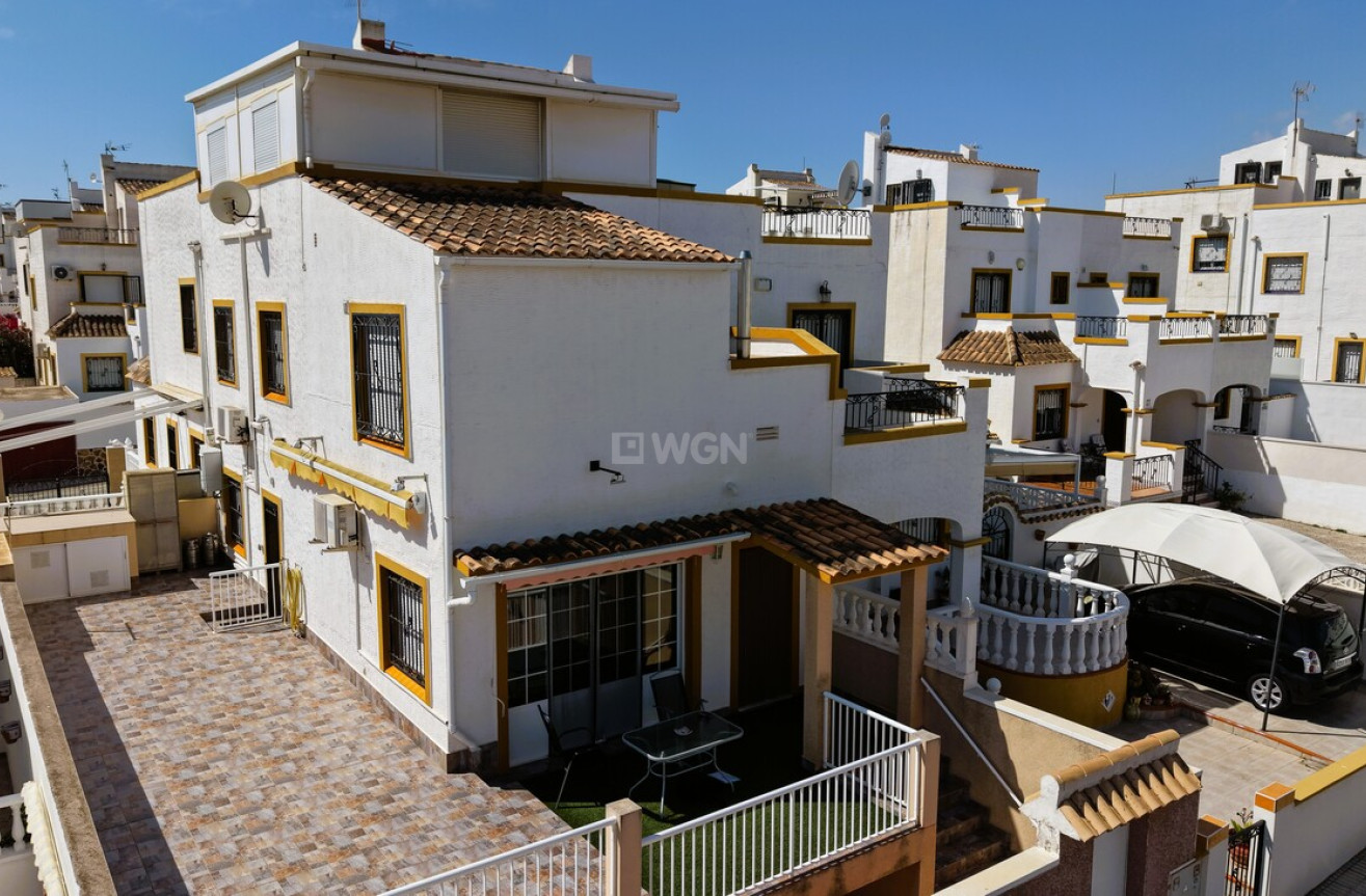 Odsprzedaż - Villa - Torrevieja - Costa Blanca